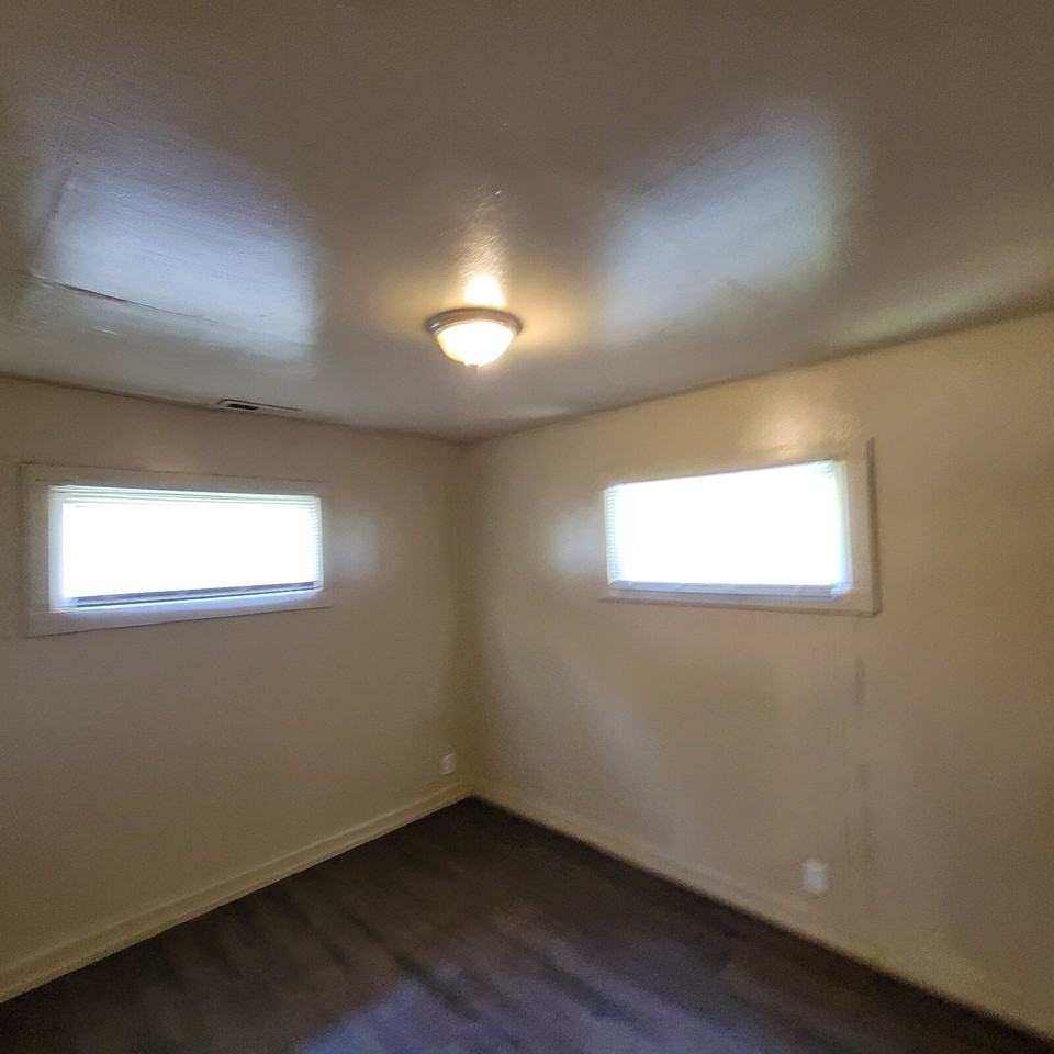 3056 N Olney St - Photo 5 of 7