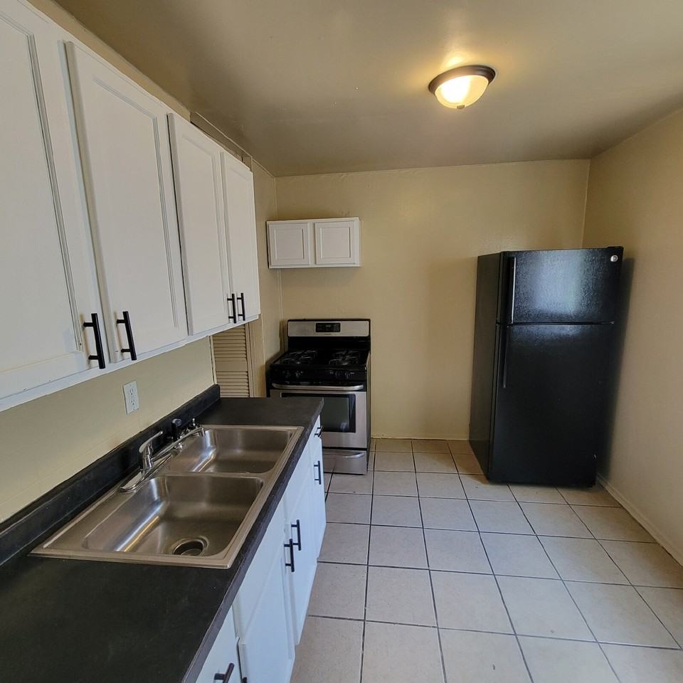 3056 N Olney St - Photo 6 of 7