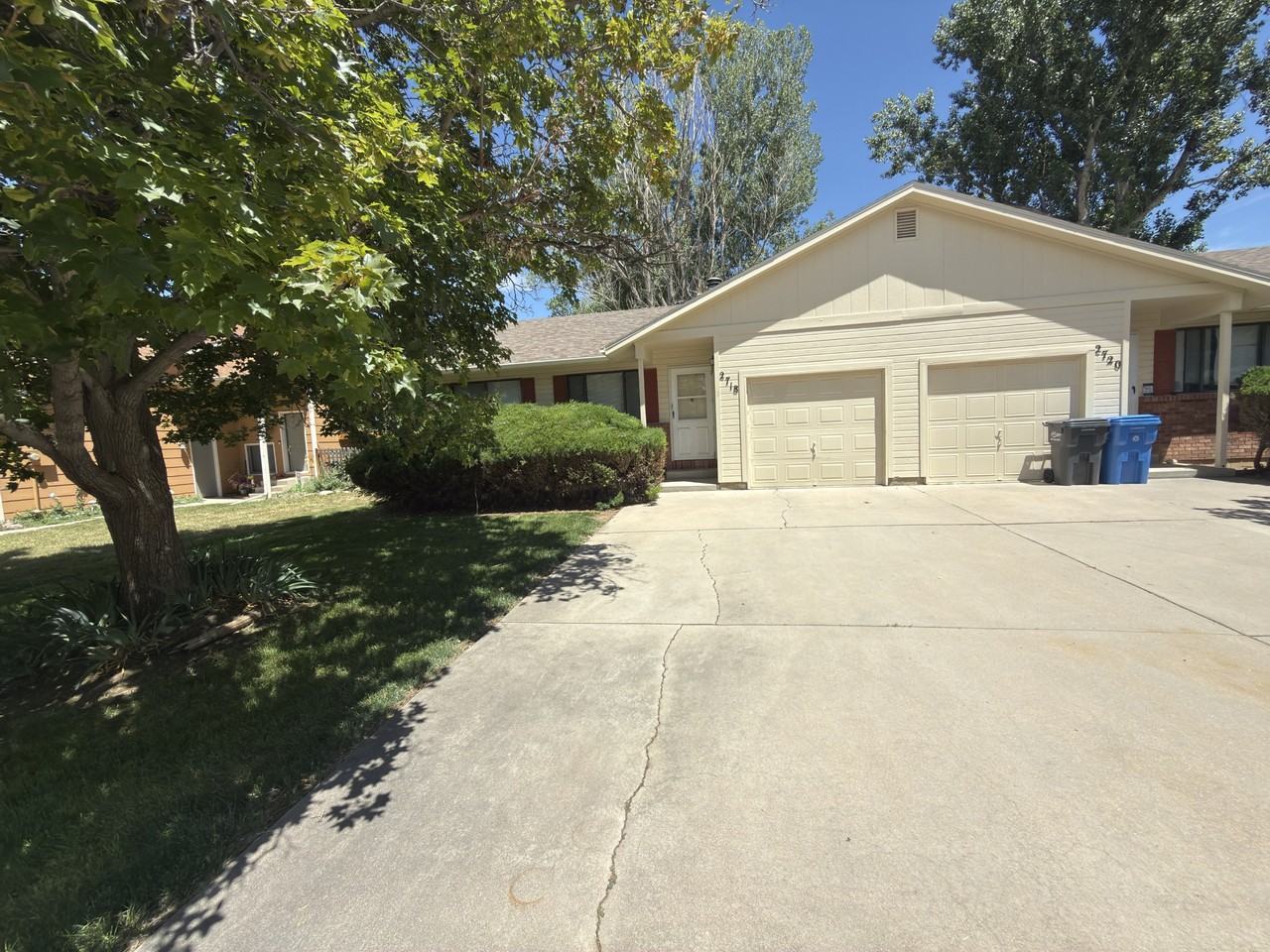 Sagebrush Dr #1 - Photo 2 of 22