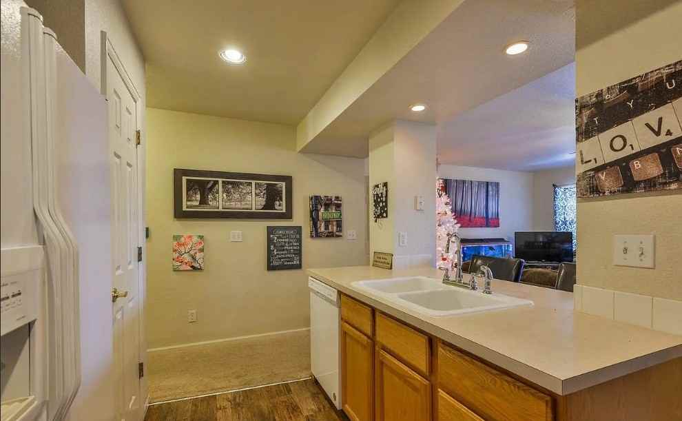 2930 W Stuart St #3 - Photo 4 of 13