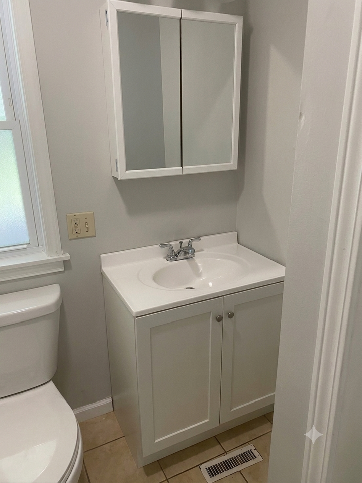403 Mckinley Ave #1 - Photo 7 of 34