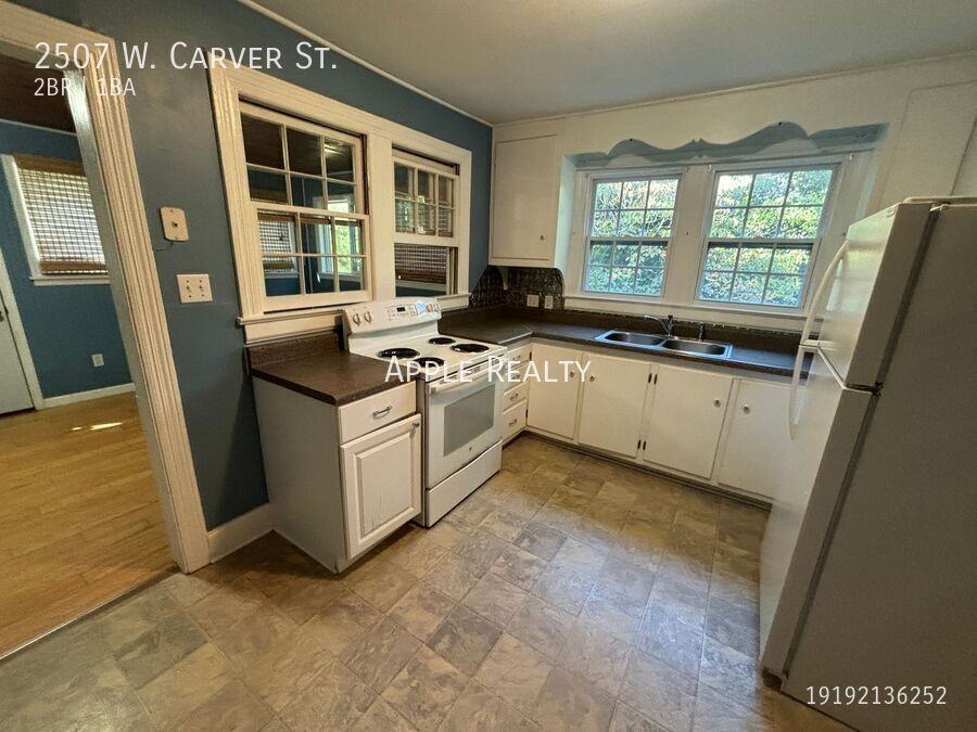 2507 Carver St - Photo 5 of 16
