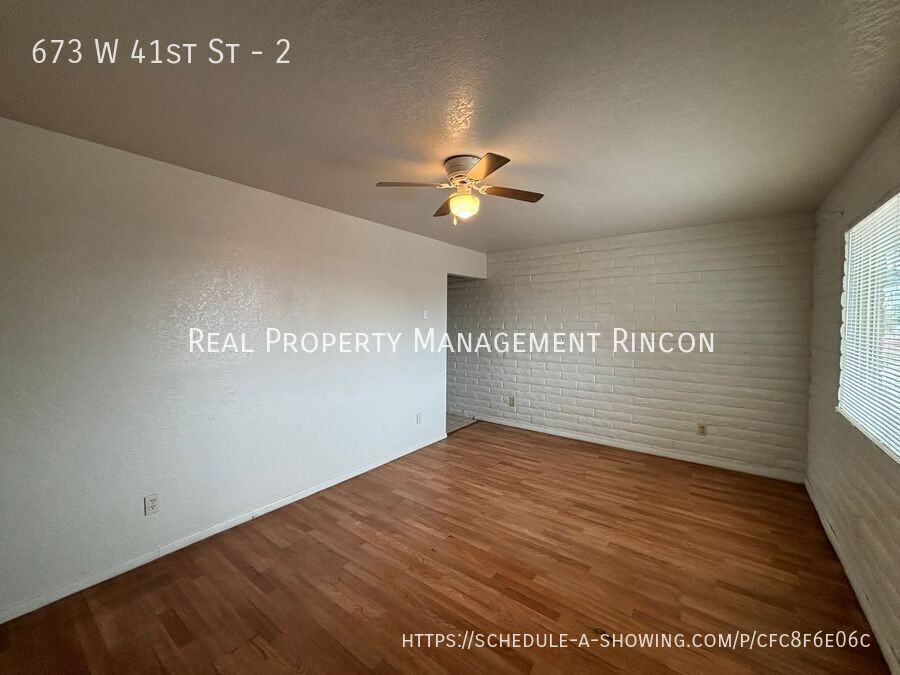 673 W 41st St #2 - Photo 3 of 9