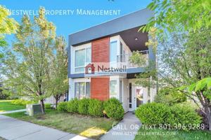 featured image of 11611 S Alexandria Dr
