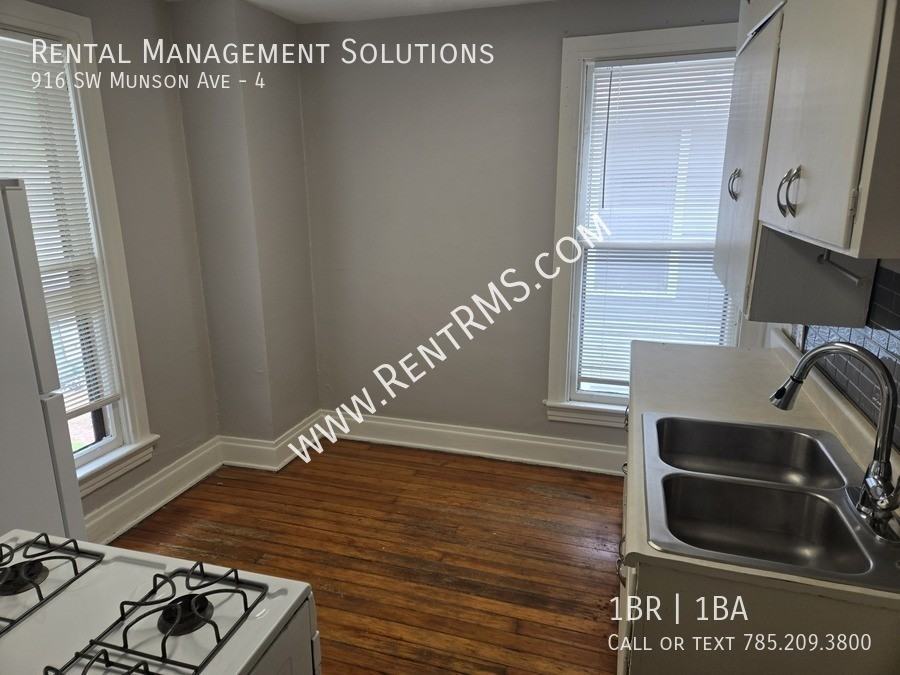 916 Sw Munson Ave #4 - Photo 5 of 12