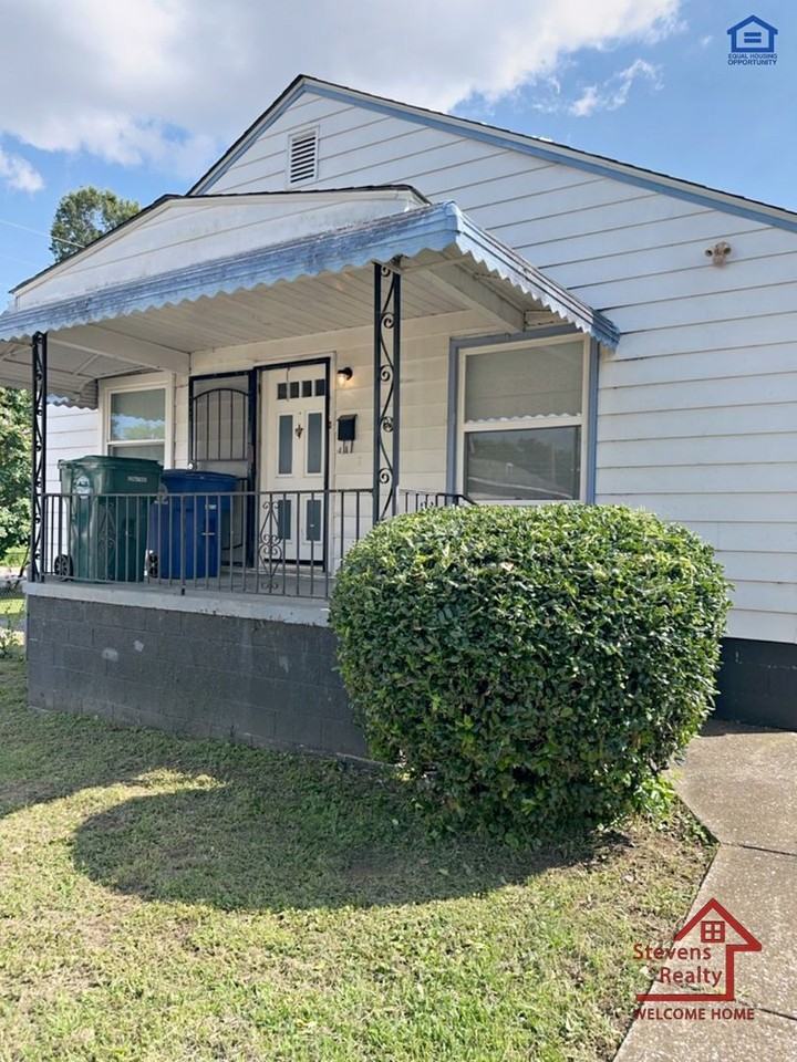 2018 Walker Ave - Photo 2 of 17