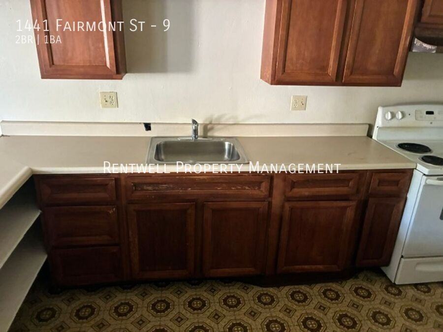 1441 Fairmont St #9 - Photo 2 of 14