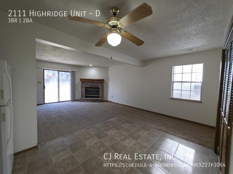 2111 Highridge Dr #D - Photo 3 of 11