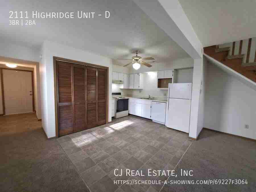 2111 Highridge Dr #D - Photo 4 of 11