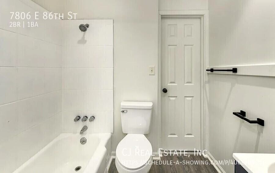 7806 E 86th St - Photo 5 of 6