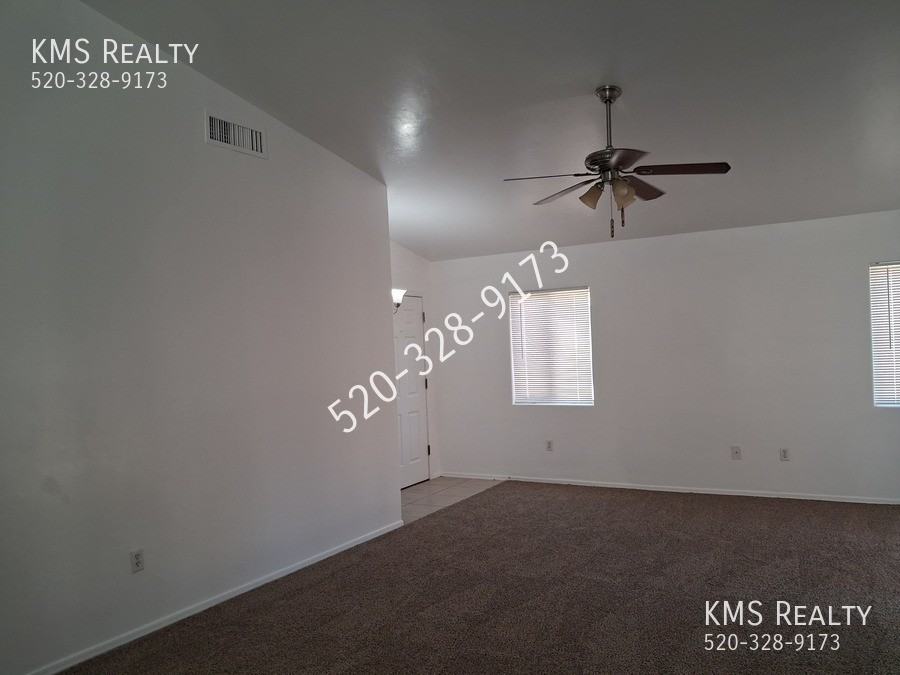 8240 W Via Garcia Marquez - Photo 7 of 28