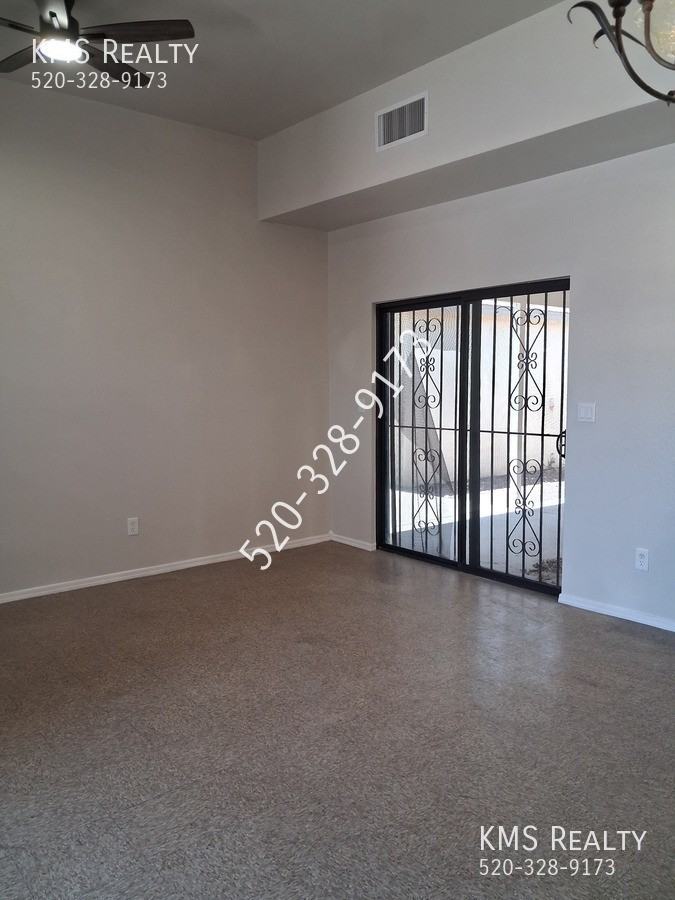 2867 N Tolman Dr - Photo 4 of 24