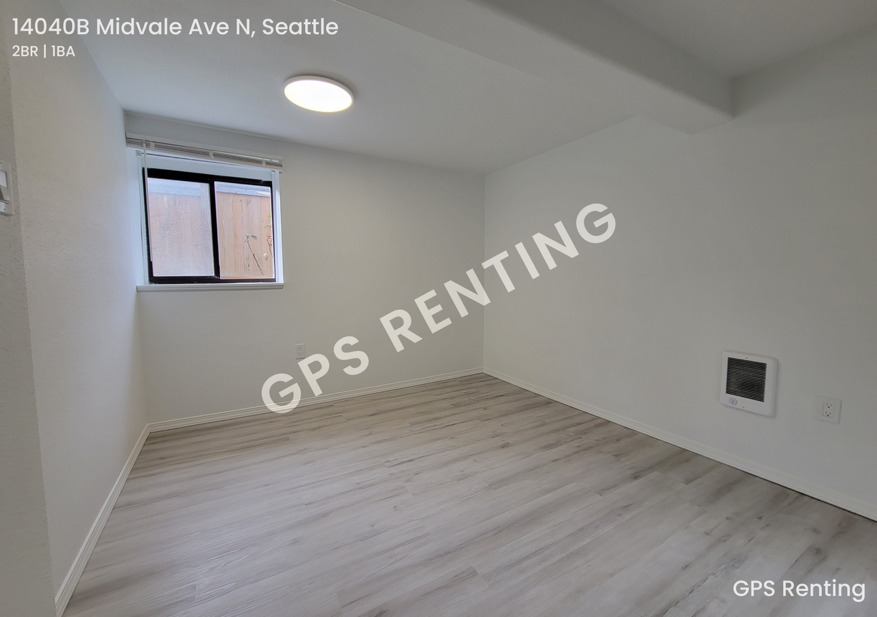 14040B Midvale Ave N #14040B - Photo 6 of 8