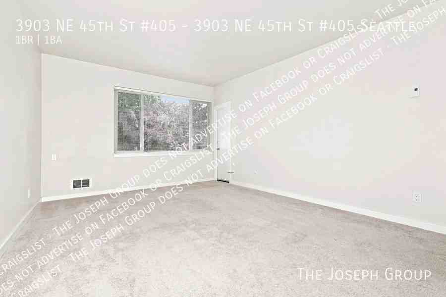 3903 Ne 45th St #405 - Photo 2 of 22