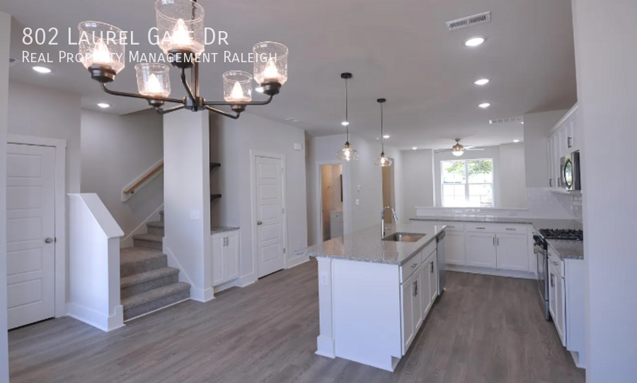 802 Laurel Gate Dr - Photo 2 of 11