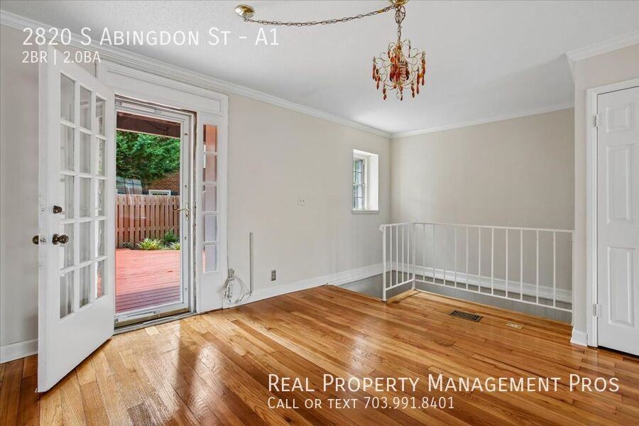 2820 S Abingdon St #A1 - Photo 4 of 50