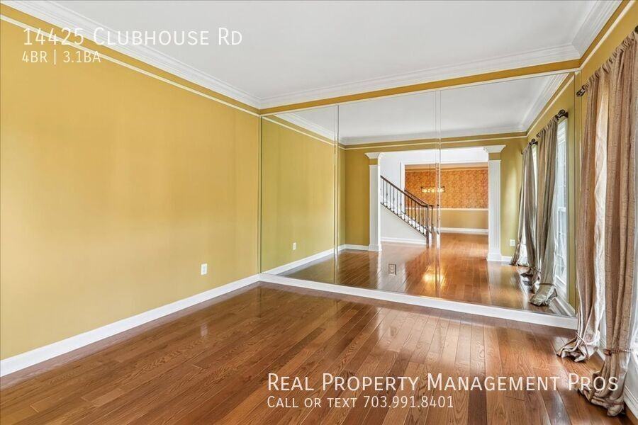 14425 Clubhouse Rd - Photo 7 of 48