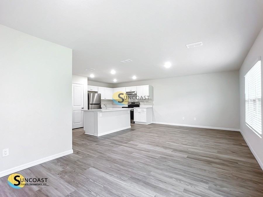 92 Buttonworth Dr #A - Photo 4 of 15