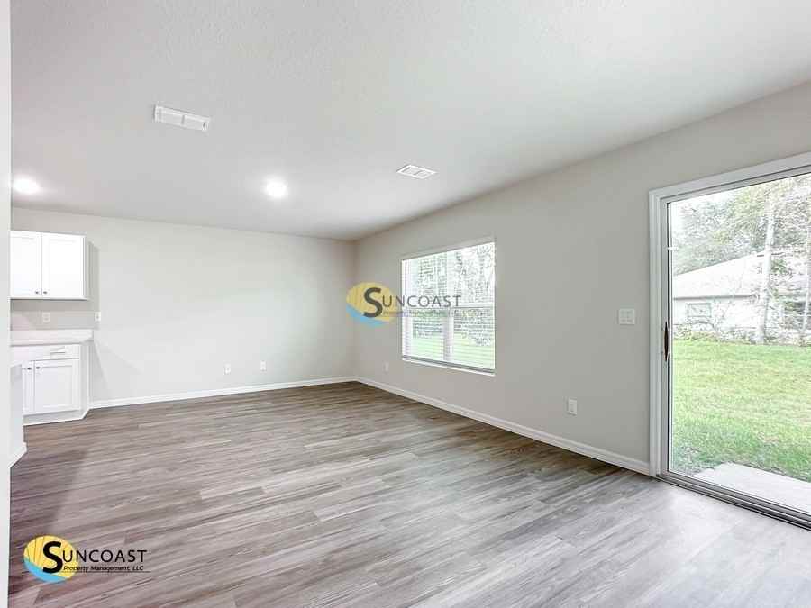 92 Buttonworth Dr #A - Photo 5 of 15