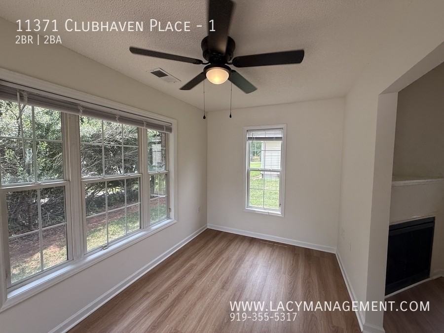 11371 Clubhaven Pl - Photo 5 of 29