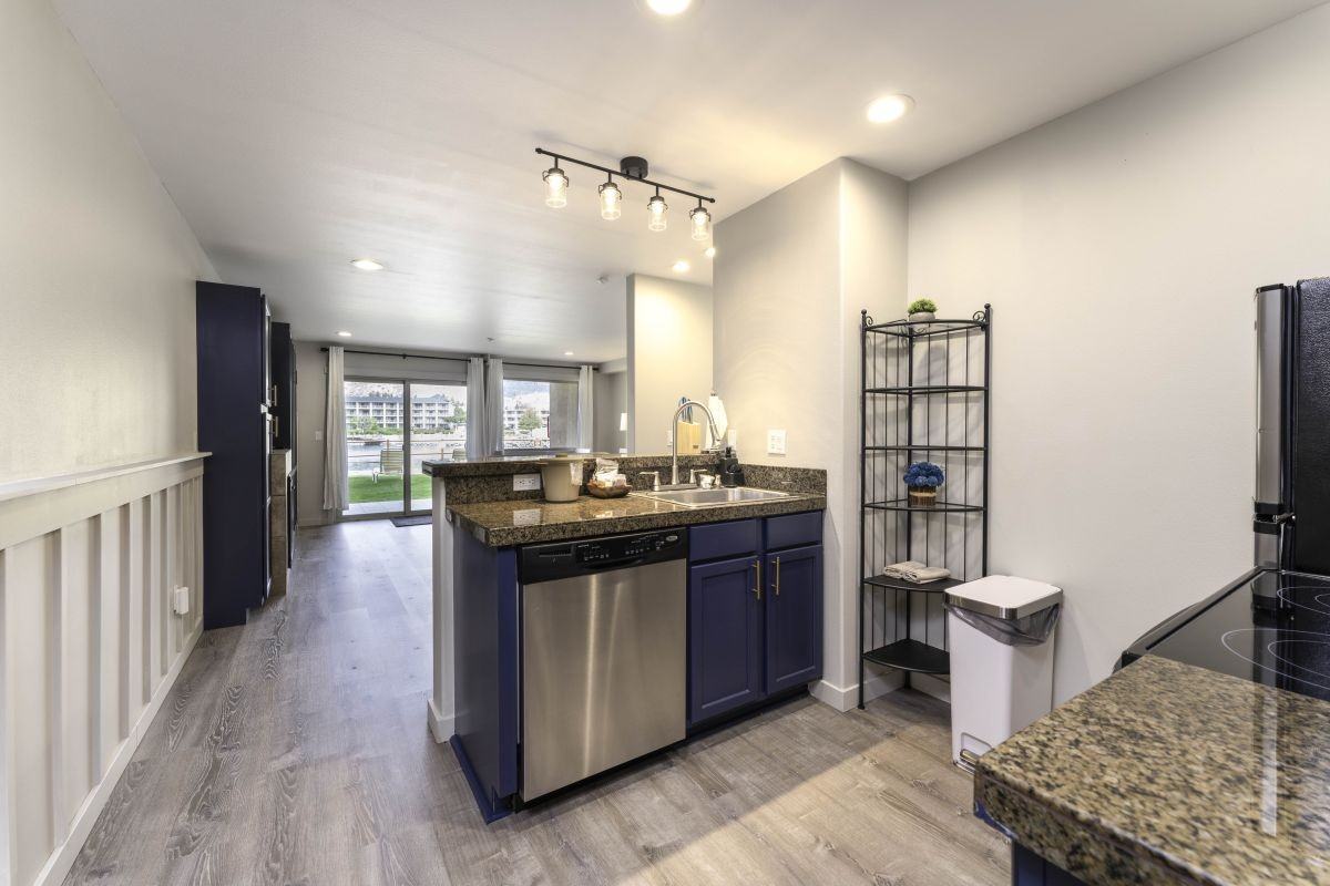 322 W Woodin Ave #1 - Photo 2 of 15