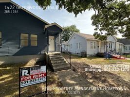 featured image of 1422 Greenwood Ave