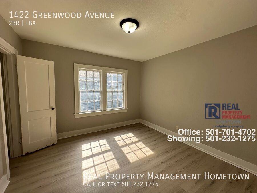 1422 Greenwood Ave - Photo 7 of 11
