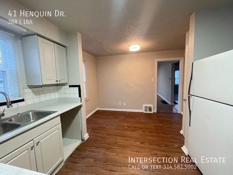 41 Henquin Dr - Photo 6 of 13