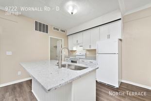 9722 Wornall Rd #D - Photo 1 of 1