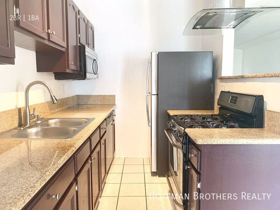 4526 Edgewood Pl #4526-1-2 - Photo 3 of 8