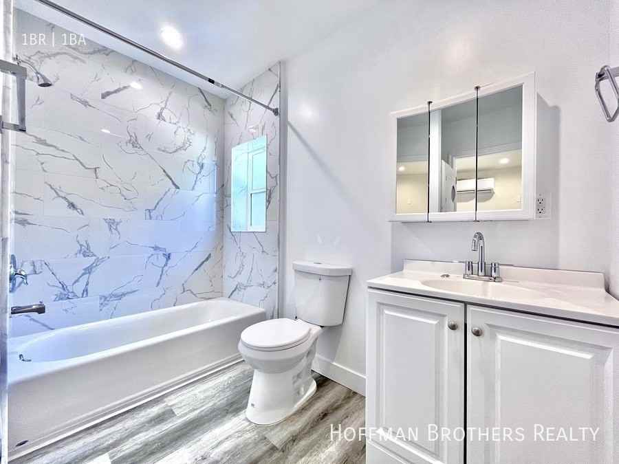 418 N Sierra Bonita Ave #3-4 - Photo 7 of 8