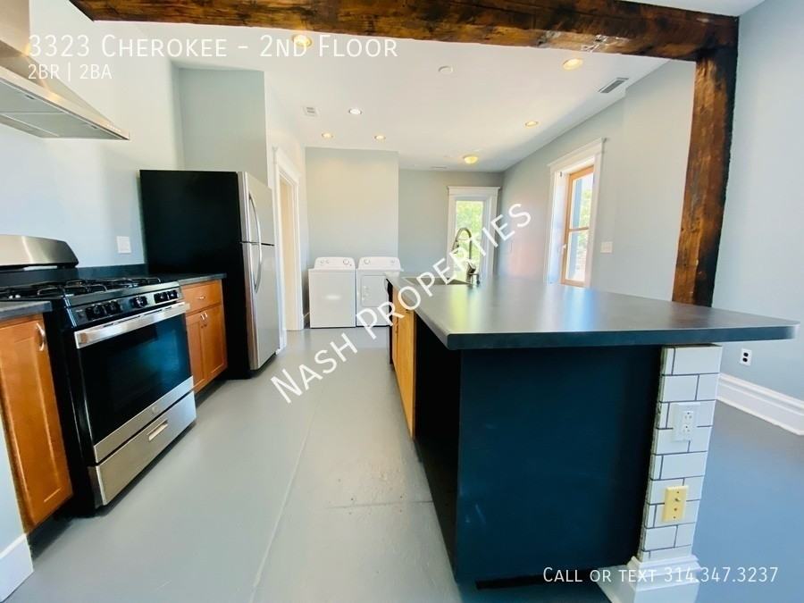 3323 Cherokee St #2ndFL - Photo 2 of 12