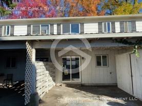 1031 Ne Cowls St #2 - Photo 1 of 1