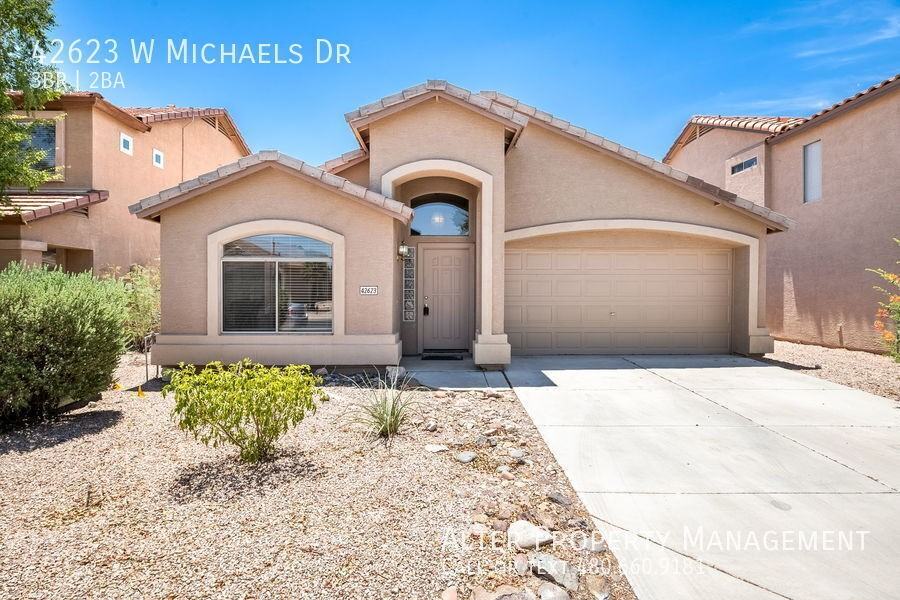 42623 W Michaels Dr - Photo 2 of 26