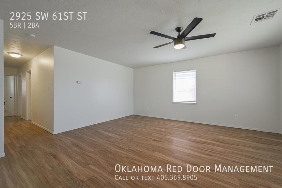 2925 Sw 61st St - Photo 2 of 47