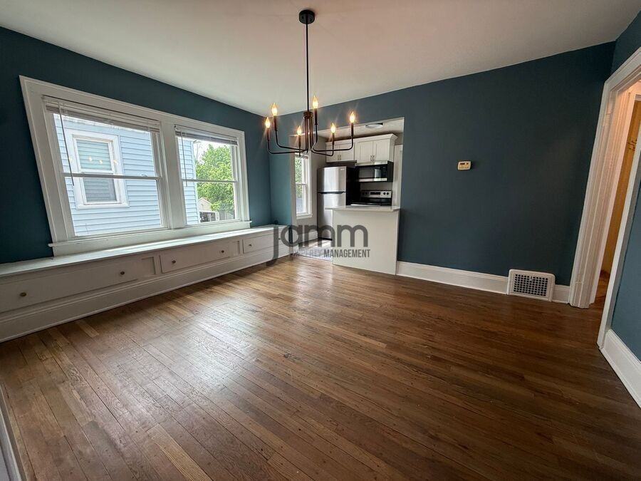 1308 Warren Rd - Photo 3 of 19