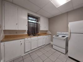 featured image of 292 Hudson Ave #B