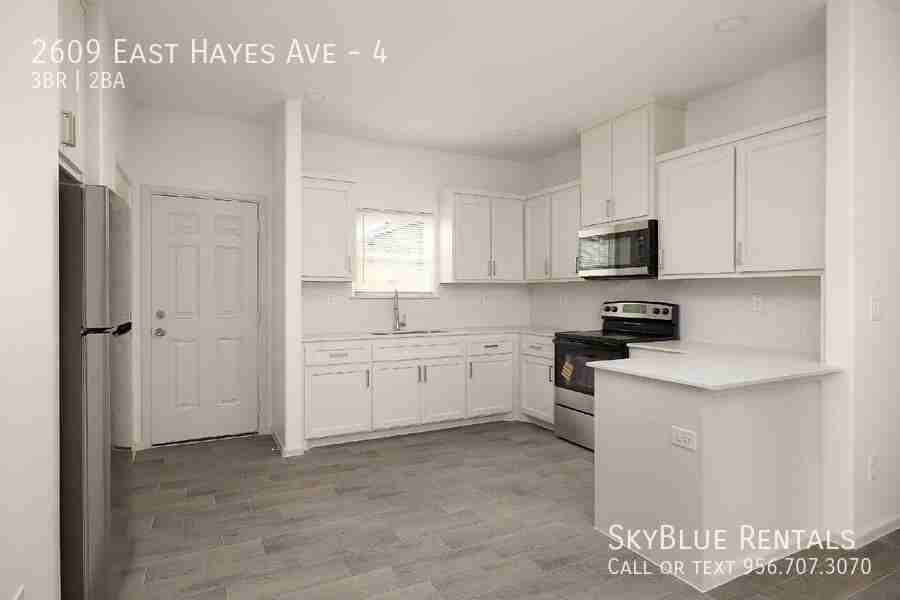 W Hayes Ave #4 - Photo 7 of 14