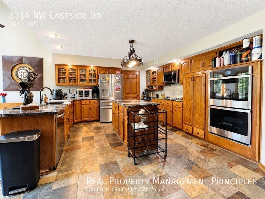 8314 Nw Eastside Dr - Photo 5 of 38