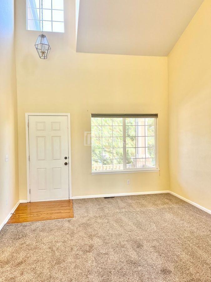 17273 E Lake Dr - Photo 2 of 40