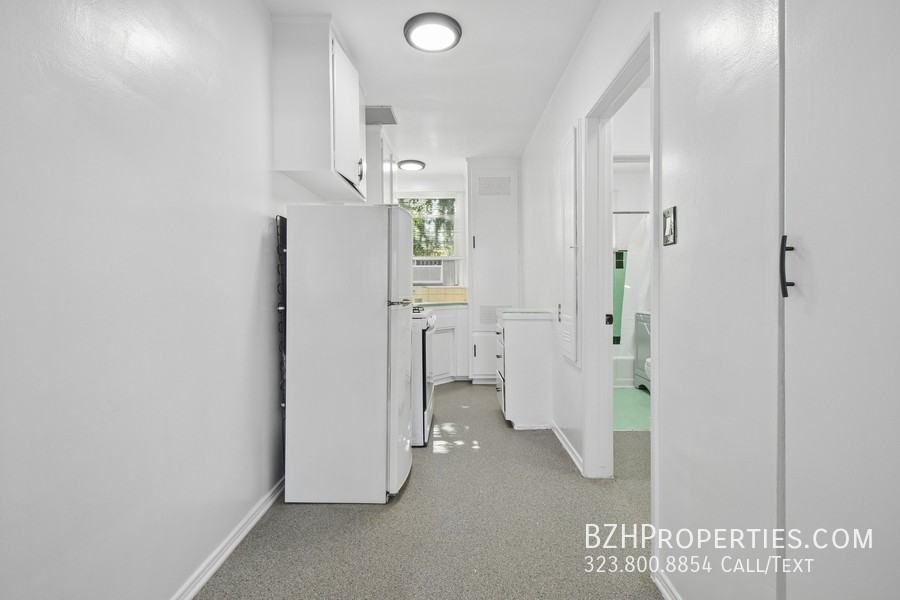 4010 Los Feliz Blvd #16 - Photo 5 of 14