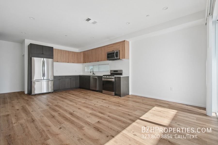 662 1/2 N Mariposa Ave - Photo 5 of 24