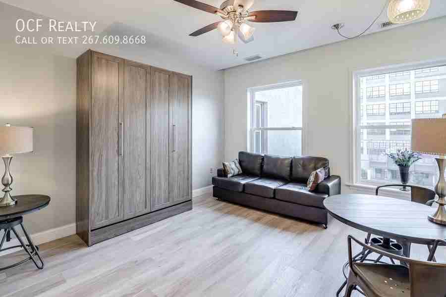 234 N 3rd St #403 - Photo 3 of 10
