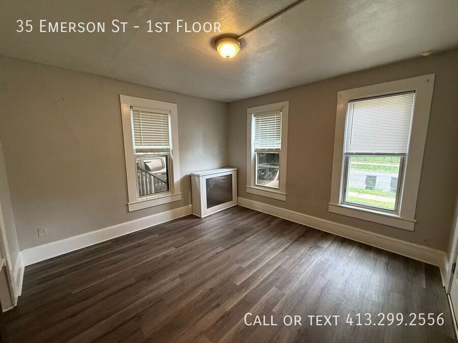 35 Emerson St #1stFL - Photo 3 of 23