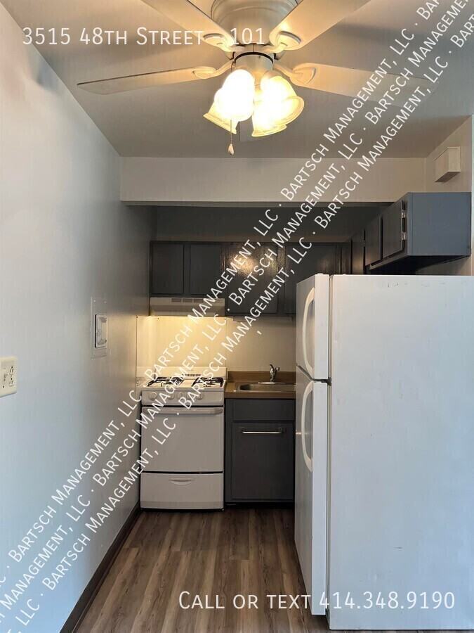 3515 48th St #101 - Photo 4 of 6