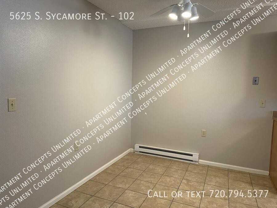 5625 S Sycamore St #102 - Photo 6 of 10