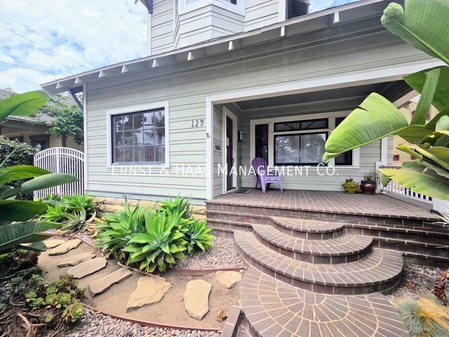 129 Orange Ave - Photo 3 of 42