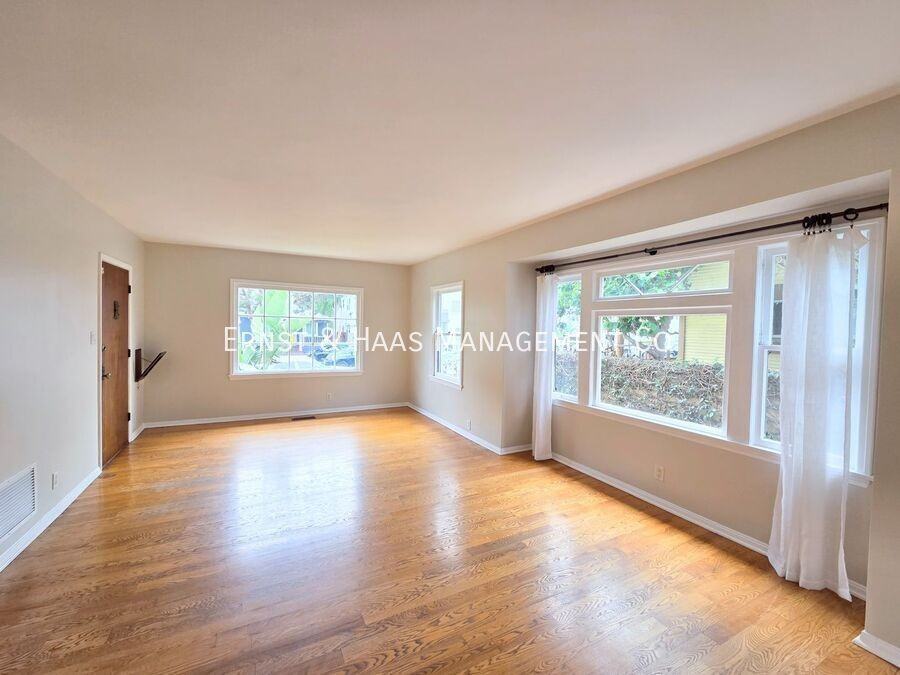 129 Orange Ave - Photo 5 of 42