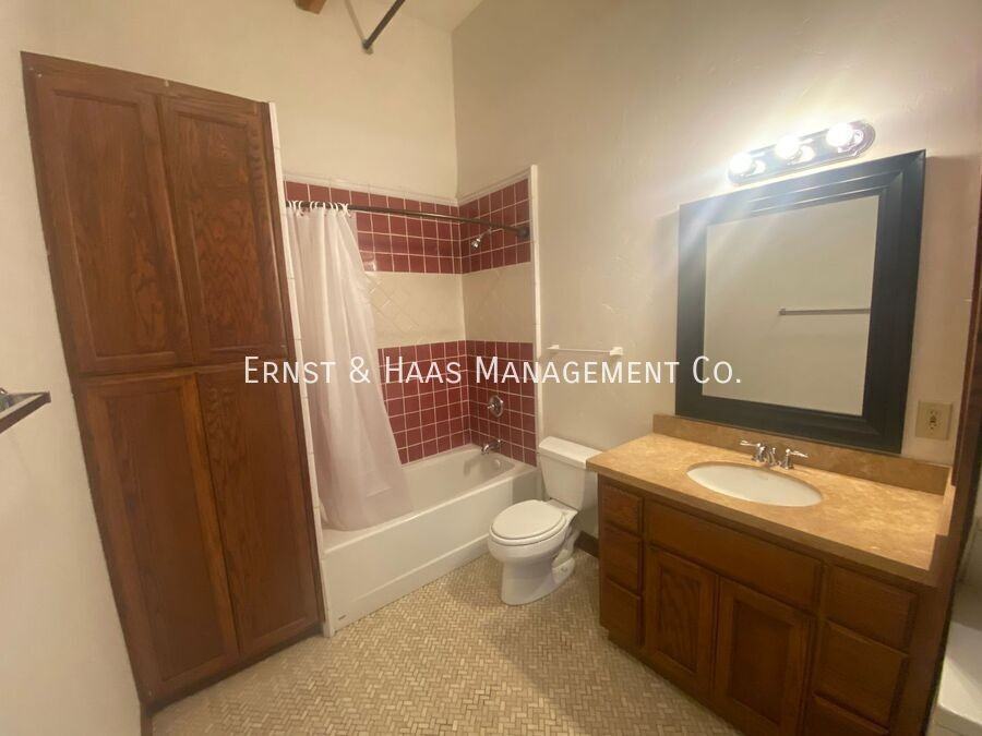 800 S Pacific Ave #203 - Photo 7 of 7
