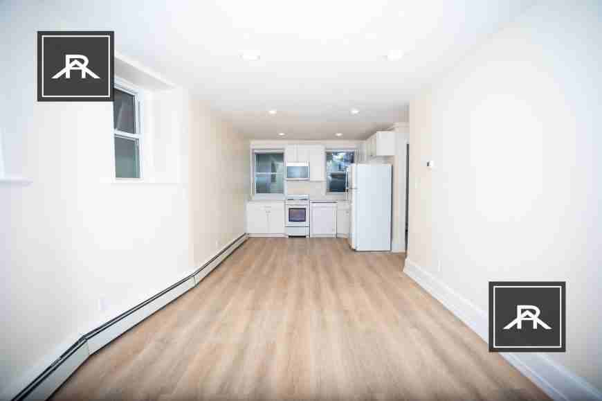 388 Harvard St - Photo 4 of 10